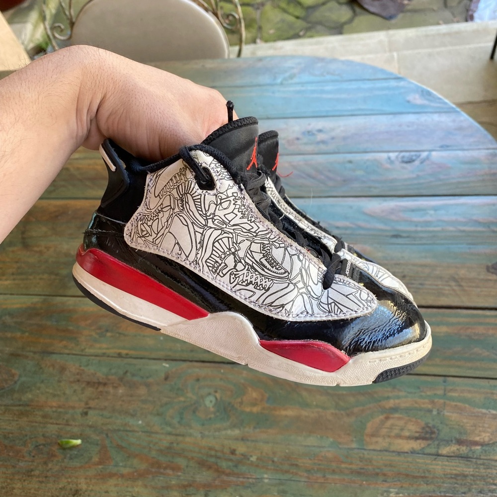 Nike DV1359-162 Air Jordan Dub Zero Black Red PS Sneaker Shoes Size 13C Used